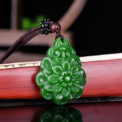 Chinese Natural Green Jade Sun Flower Pendant Necklace Hand-carved Charm Jadeite Jewelry Fashion Amulet Gifts for Women Men