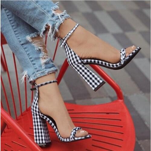 2020 New Fashion British Plaid Chunky Heel High-Heeled Sandals Women