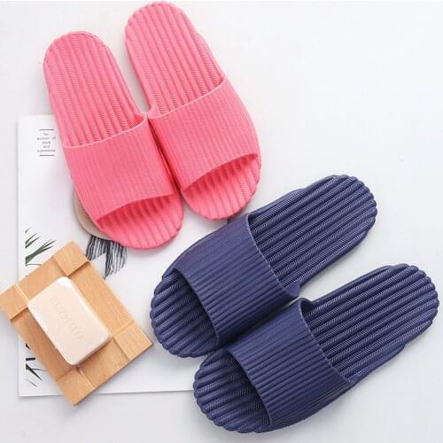 Slippers Womens Bathroom Non-Slip Slippers Womens Indoor Soft Bottom Cute Shoes Couple Mens Slippers House Slippers