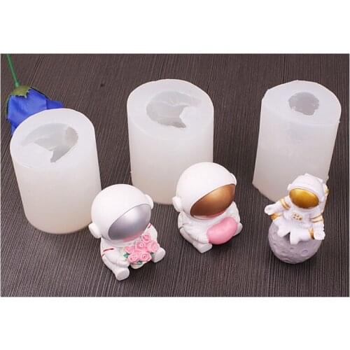 Astronaut Candle Epoxy Resin Mold Aromatherapy Plaster Silicone Mould DIY Crafts Jewelry Ornaments Casting Tools