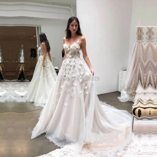 New Spaghetti Straps A Line Wedding Dresses with Applique Flowers Sleeveless Backless Sweep Train Bridal Gowns Vestido De Noiva