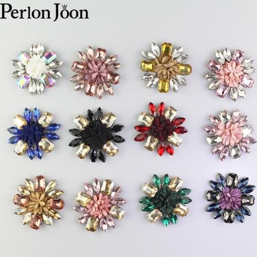 1pcs DIY color iron on crystal flower rhinestone patch glass hot fix applique decoration in shoes bag wedding dress accessories