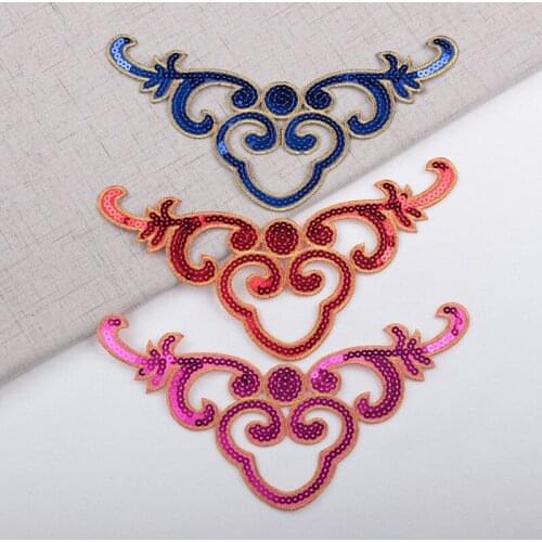 2Pcs Sequins Corsage Cloth Stickers Performance Stage Clothing Decals Ethnic Sequins Collar Flowers Embroidered Iron on Patch