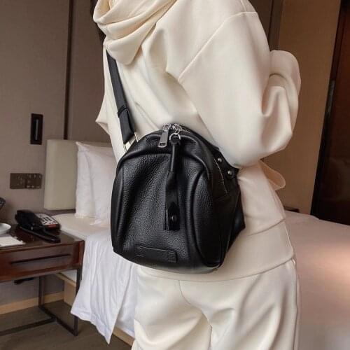 OUSSON New Design Messenger Bag Multifunctional Leather One-Shoulder Bag Exquisite Female Retro Crossbody Bag