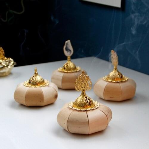 Middle East Arabian Golden Metal Incense Burner Natural Wood Pumpkin Simple Pastoral Style Nordic European Aromatherapy Burner
