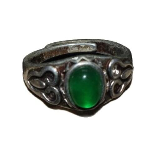 China Old Tibetan Silver Emerald Inlaid Tibetan Silver Ring