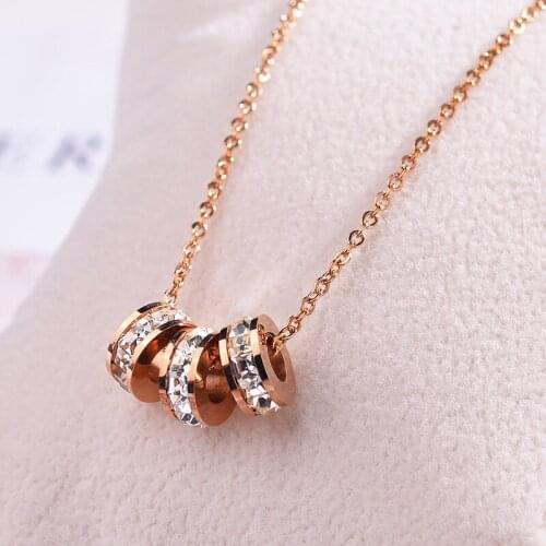 Rose gold titanium steel necklace, Anti-allergy and non-discoloration, Round pendant titanium steel clavicle necklace