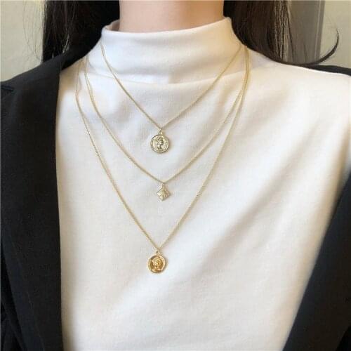 Vintage Simple Clavicle Chain Personality Queen Head Sculptured Coin Medal Pendant Necklace Sweater Chain HTML