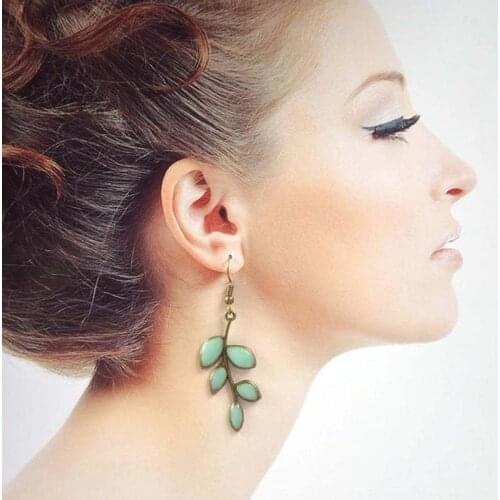 2020 New Luxury Plant Tree Branches Green Leaves Earrings Ancient Bronze Metal Fluorescence Glowing Earrings In The Dark