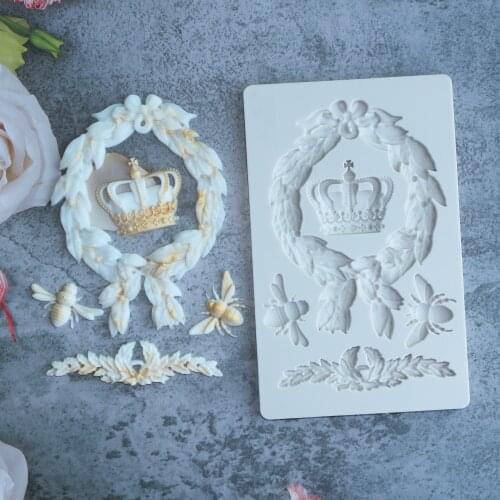 Crown Totem Relief Bee Silicone Mold Fondant Cake Decorating Mold Sugarcraft Chocolate Baking Tool Kitchenware For Cake Gumpaste
