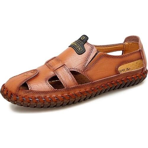 2021 New Sandals Shoes For Mens Big Foot Slippers Summer Beach Dad shoes Breathable Genuine Leather Casual Driving shoes