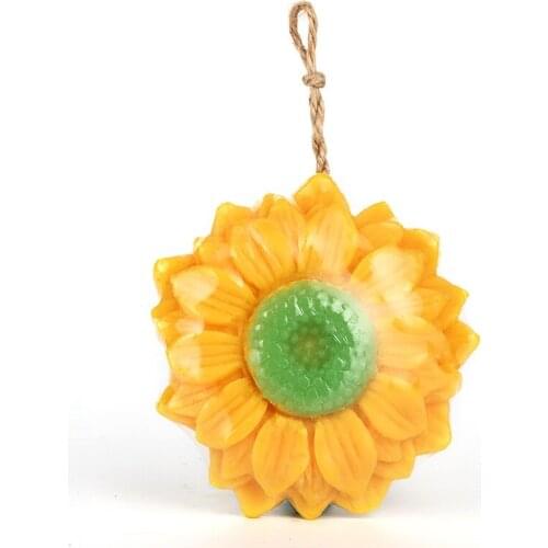 Creative 3D Natural Sunflower Essential Oil Handmade Soap Cleaning Wash Soap Reduce Fine Lines Soothe Skin
