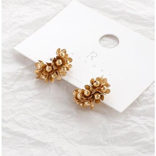 Lifefontier 2020 New Gold Flower Alloy Stud Earrings For Women Vintage Geometric Statement Earrings Wedding Jewelry Pendientes