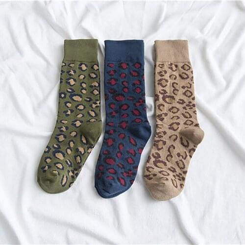 Autumn Winter Leopard Printed 1Pair Mid Tube Socks Breathable Long Socks Korean Style 3Colors Cotton Sock for Women
