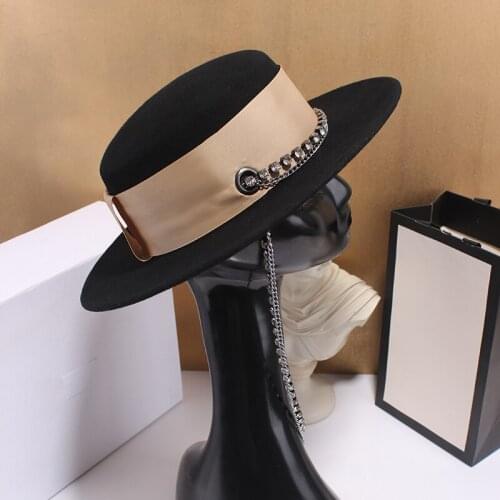 2021 New Black Cap Female British Wool Hat Fashion Party Flat Top Long Rhinestone Chain Fedora Women Casual Bucket Hat Jazz Hat
