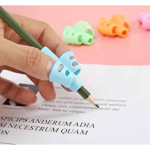 4pcs Rubber Hollowed Pencil Holder Tools Children Learning Practise Two Finger Writing Pen Aid Grip for School Kids
