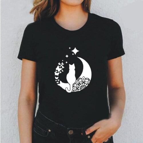 Funny Cat Sitting on Moon Printed Women T Shirt Summer Short Sleeve Tee Shirt Femme Casual Harajuku Tshirt Tops Camiseta Mujer