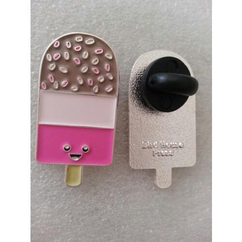 Custom pin badge, new style, soft enamel badge