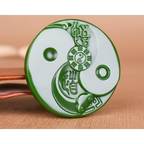 Natural Green Jade Tai Chi Gossip Pendant Necklace Chinese Hand-Carved Charm Jewellery Fashion Amulet for Men Women Lucky Gifts