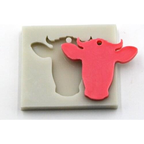 1PCS Lovely Cow Cattle Silicone keychain Mold Handmade Ice Cream soap chocolate silicone mold