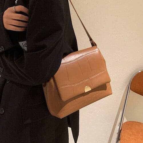 Retro Bag 2021 New Autumn Fashion Lady Luxury High-quality Casual Simple Messenger Bag Shoulder Stone Pattern Small Square Bag
