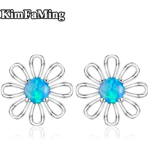 Hot Selling Romantic and Cute Flower Opal Stud Earrings Jewelry in 925 Silver for Women OPST012