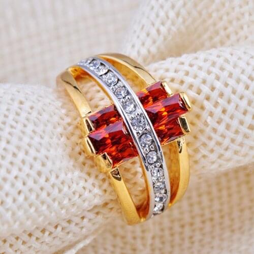 Luxury Female Red Crystal Stone Ring Vintage Yellow Gold Color Wedding Rings For Women Promise Small Zircon Engagement Ring