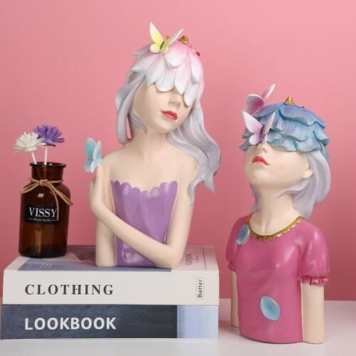 Butterfly Girl Resin Sculpture Character Model Sculpture Modern Home Decor Living Room Bedroom Countertop Gift Nordic Decor Home