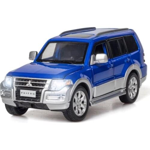 Hot scale 1:32 wheels diecast car Mitsubishis orv PAJERO metal model with light and sound pull back Off-road vehicle toy