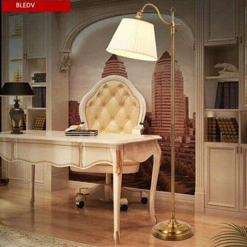 American Village Retro Floor Lamp Creative LED Bedroom Light Modern Living Room Vertical Light Iron Industrial Wind Floor Lamp