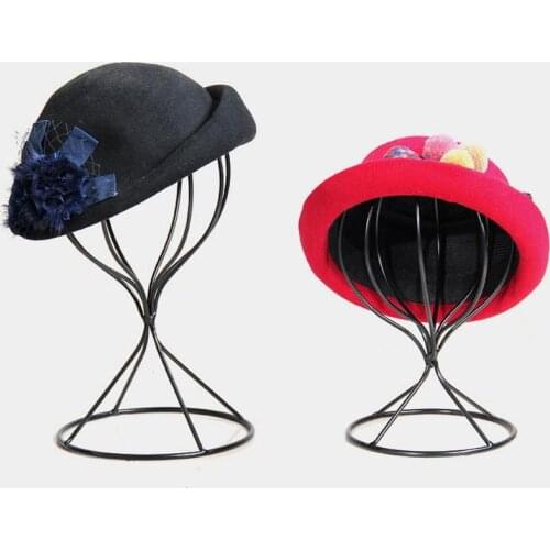 Iron art simple modern men and women hat wig props model head display rack adult head mannequin stand abstract hat model L1W4