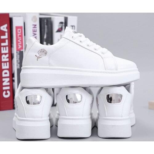2021 Women Casual Shoes New Spring Women Shoes Fashion Embroidered White Sneakers Breathable Flower Lace-Up Women Sneakers