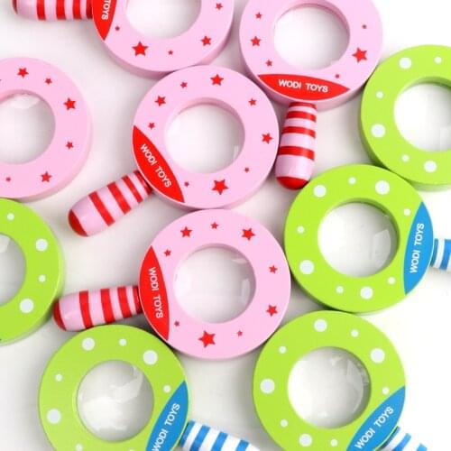Toy Magnifier Green Pink Handheld Magnifying Glass Children Boys Girls Gift Present Explore Amazing Unknown Worlds Wood Handle