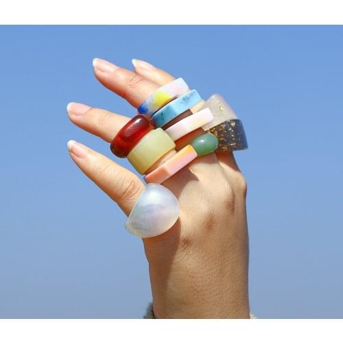 2021 Summer Hot 2pcs/set Eco-friendly water-resistant Cuban Chain Geometric Beads Acrylic Rings For Lady Colorful Ring