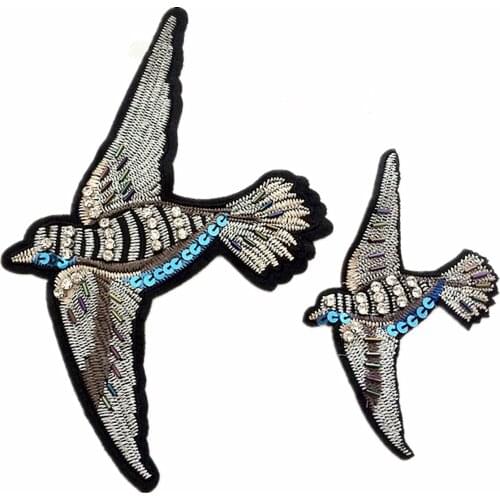 2pc 22x15cm Sew On Sequin Bird Embroidered Patch Crystal Beaded Fly Birds Applique Patches Dress Parches Bordados Ropa AC0914