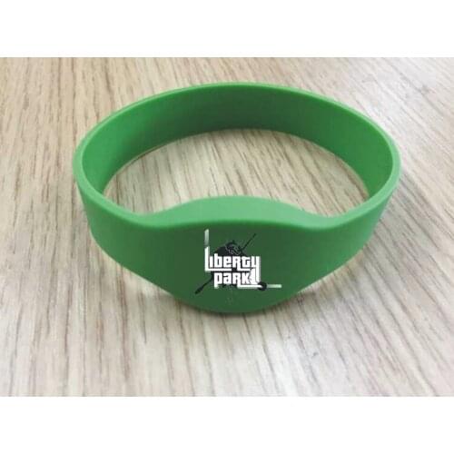 500pcs/lot 55mm 125Khz TK4100/EM4100 chip RFID Wristband Customized deisgn with LOGO Waterproof NFC Silicone Bracelet