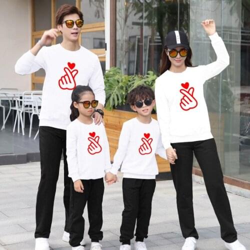 Mommy and Daughter Matching Clothes Spring Autumn Matching Couple Sweatshirts Casual Love Family O-neck Tops White/navy Blue