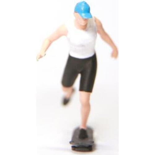 1:64 Scale DIY Painting Skater Boy Characters People Street Building Scenery