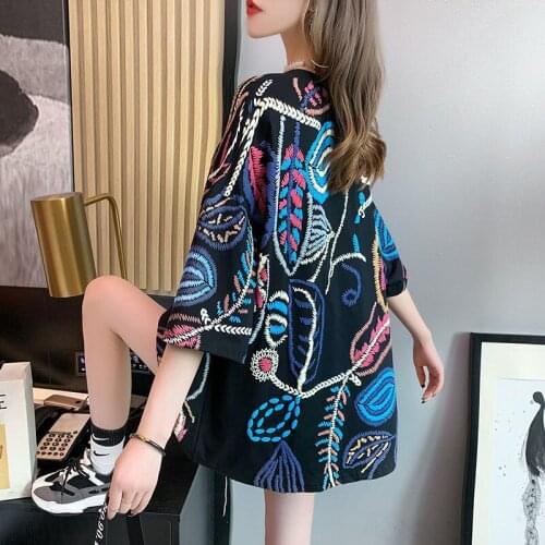 Design Sense Small T-shirt Womens Short Sleeve 2021 New Summer Wear Loose Half Sleeve Top Ins Tide National Style