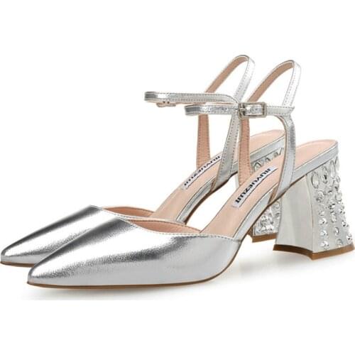 Luxury Sandals Female Pump New Fashion Buckle Strap Soft Leather Hoof Heels Solid Party Women Pumps Shoes