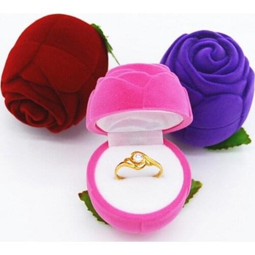 Upscale Wedding Ring Box Soft Velvet Rose Jewelry Case for Special Occasion Valentines Day Gift Packing 4 Colors