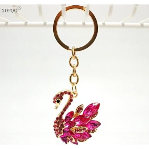 Creative trinkets shiny swan keychain alloy rhinestones keychain handbag accessories elegant ladies crystal jewelry gifts