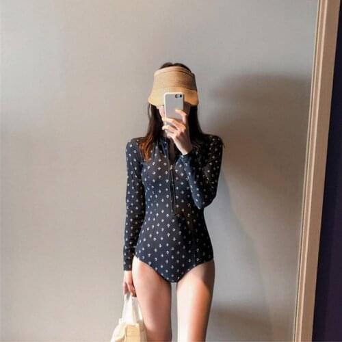 New swimwear womens Siamese triangle zipper long-sleeved smash-proof belly slim sexy fashion hot spring vacation