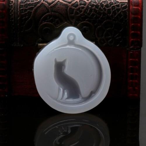 Cat Sit On Moon Charm Pendant Silicone Mold Jewelry Making Resin Casting Mold X7YC