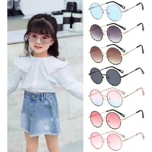 2020 Spring NEW model kids sunglasses Vintage Round Flower Shaped Cool glasses UV400 Baby boys&girls Children eyewear N460