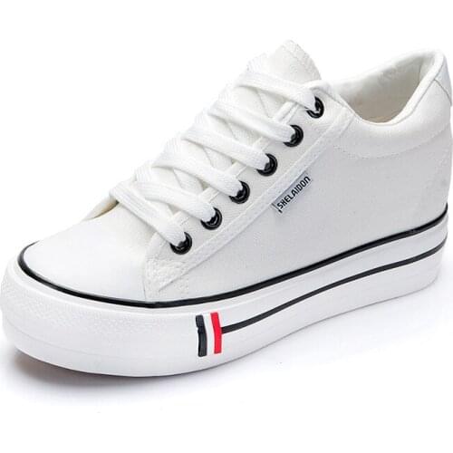 Health Canvas Skateboarding Shoes Classic White Shoes For Women Students Cloth Shoes Girls Single Flat Women Shoe Tide Pumps