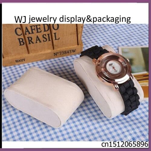 Customize Beige Velvet Watch Case Box Winder Display Cushion Pillows Bracelet Chain Stand Pillow Holder for Jewelry Presentation