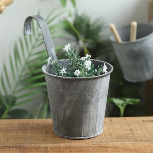Flower bucket Hanging Vintage Flower Pots with Hook Mini Flowerpot Garden Unbreakable Iron Nursery Pots for Succulent plants