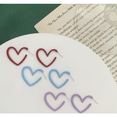 Korea Fashion Candy Color Spray Metal Heart Earrings for Women Girls Hollow Out Alloy Big Open Drop Earrings Statement Jewelry