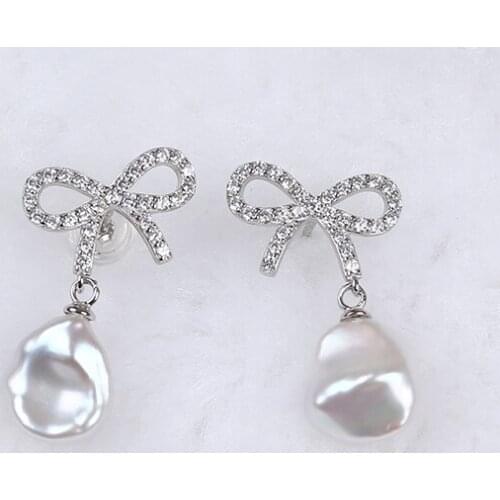 2021 New Fashion Shiny Rhinestone Bow Charm Accessories Freshwater Keshi Pearl Earrings Temperament Senior Women Eardrop